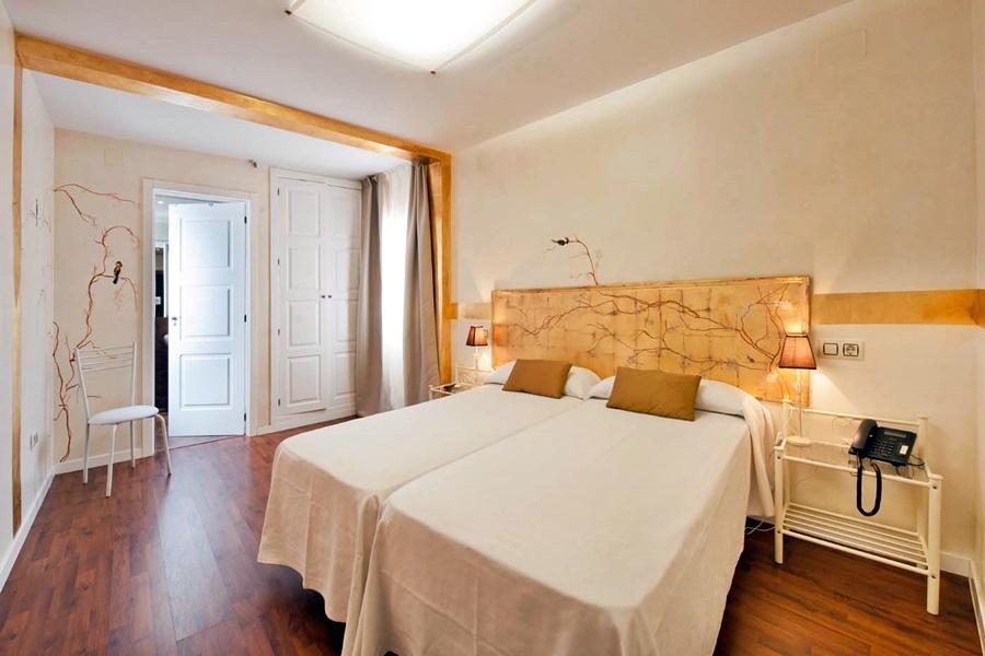 Отель Yit Puerta Bisagra Толедо Экстерьер фото